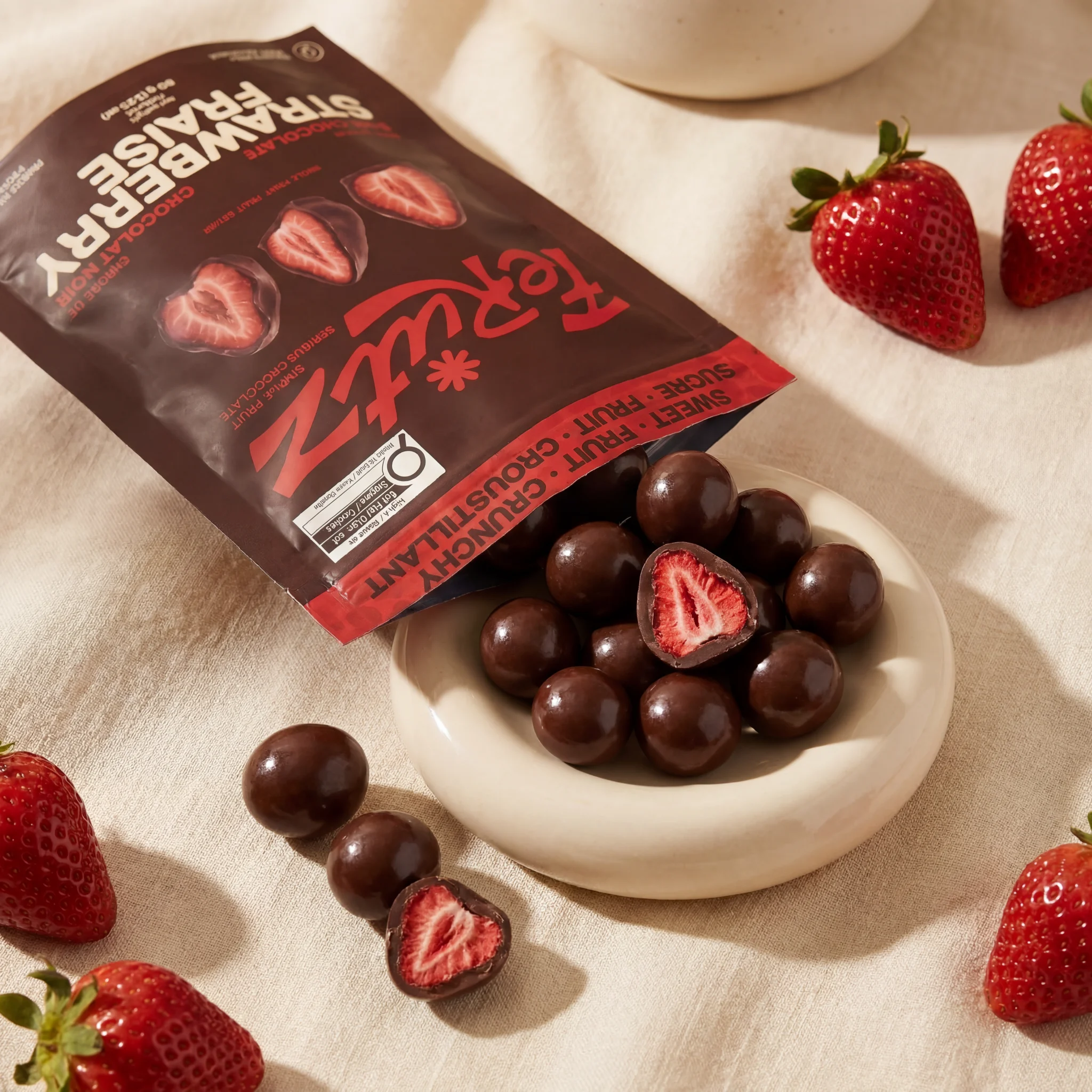 Chef Ceber Dark Chocolate Coated Freeze-Dried Strawberry Dark Chocolate Coated Freeze-Dried Strawberry Chocolate – Image 7