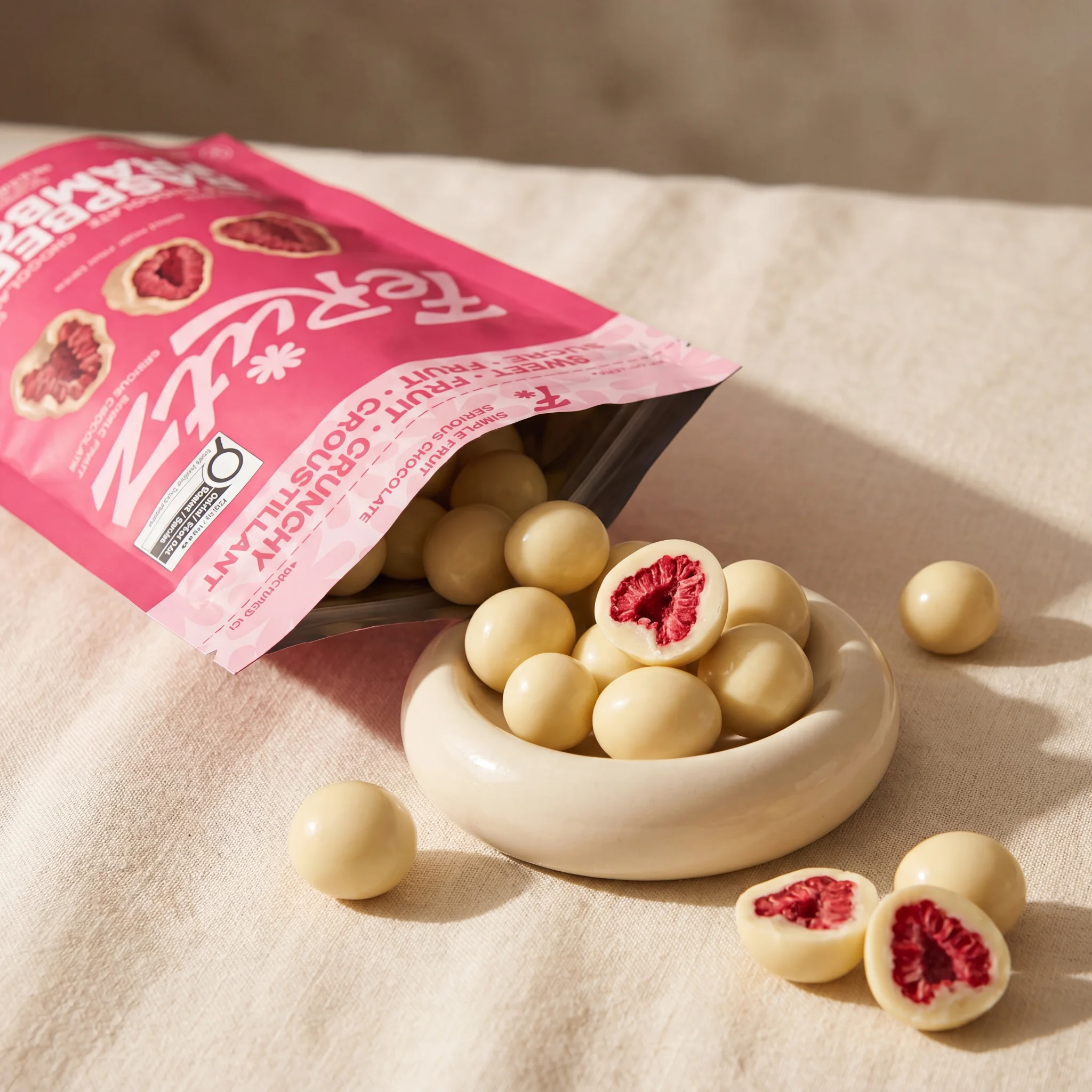 Chef Ceber White Chocolate Coated Freeze-Dried Raspberry White Chocolate Coated Freeze-Dried Raspberry Chocolate – Image 5