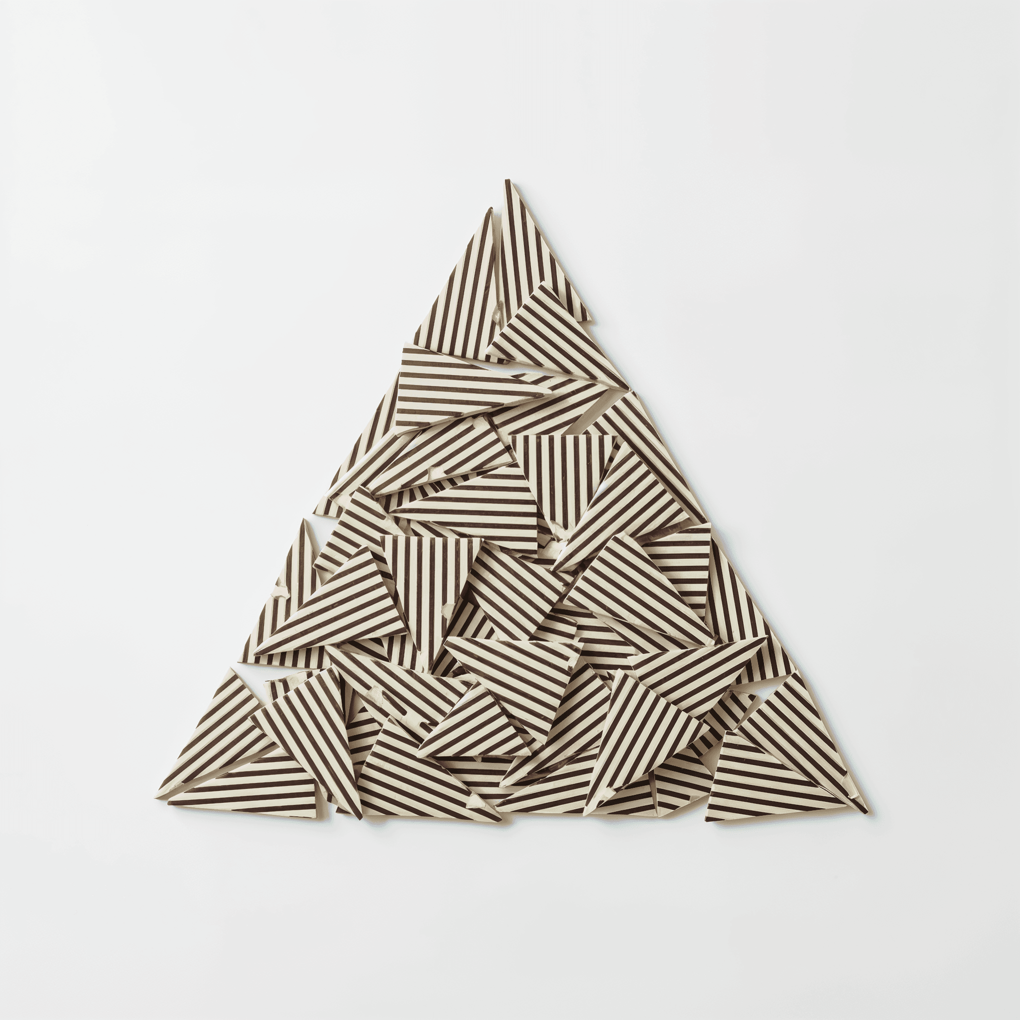 Chef Ceber Striped Triangle Striped Triangle Chocolate – Image 4